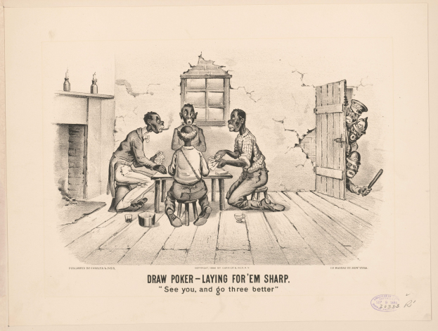 Gruppe von Menschen, die um einen Tisch Poker spielen, mit einer Wand, einem Fenster, einer Tür und verschiedenen Gegenständen im Hintergrund, mit Text unten: "Draw Poker - Laying for 'em Sharp".