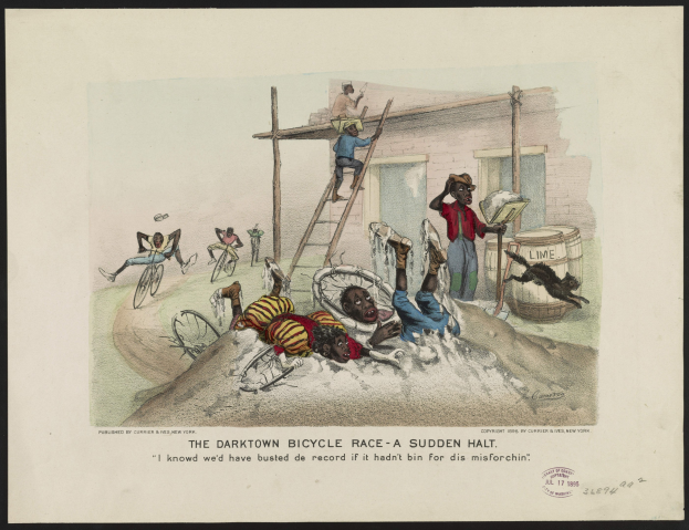 Plakat mit der Aufschrift "The Darktown Bicycle Race - A Sudden Halt", das eine chaotische Szene mit Radfahrern zeigt, die mitten im Rennen angehalten haben, Menschen auf Leitern, ein Gebäude und verschiedene Gegenstände.