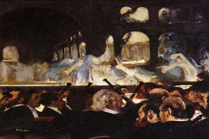 Ein Bild namens "Das Konzert in der Oper" von Edgar Degas, das eine Gruppe von Menschen in einem Raum zeigt, einige halten musikalische Instrumente, mit Säulen und einer Wand im Hintergrund und Text oben und unten.