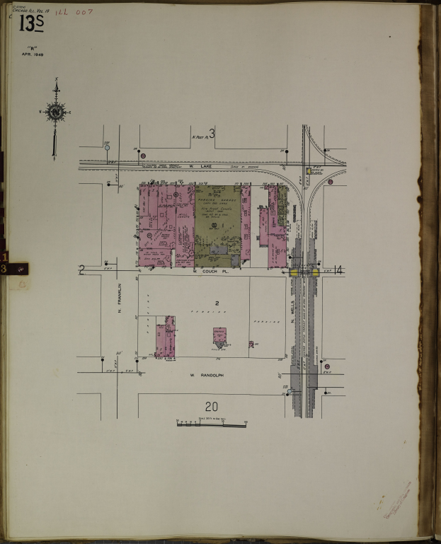 Ein aufgeschlagenes Buch mit einer Stadtzeichnung, detaillierte Pläne und Text bieten einen umfassenden Überblick über die Stadt.
