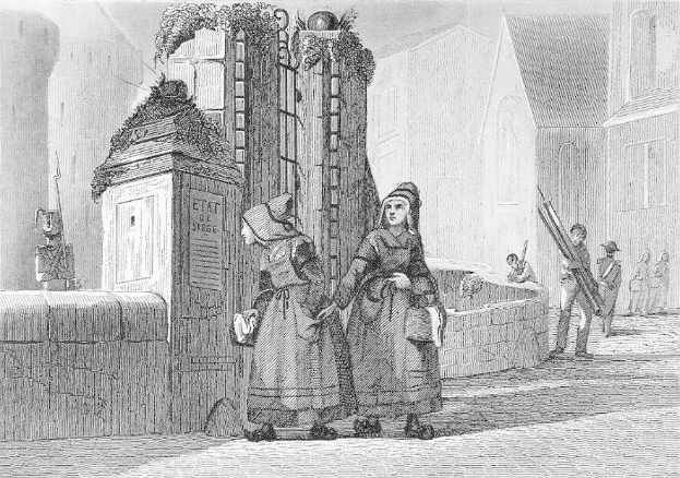 Schwarze Und Weiße Gravur Von Zweien Frauen, Die Vor Einem Gebäude Stehen, Mit Einigen Anderen Leuten Im Hintergrund, Betitelt "Victorianische Frauen In Der Stadt London."