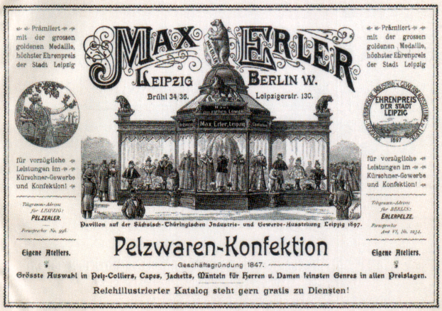 Eine alte Werbung für Max Erler Leipzig in Berlin, Deutschland, die eine Gruppe von Menschen vor einem Gebäude zeigt, mit Text, der wahrscheinlich ein Ereignis ankündigt.