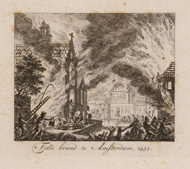 Eine Zeichnung einer Stadt mit einem Feuer in der Mitte, umgeben von Gebäuden, Bäumen und Menschen, mit Text unten.