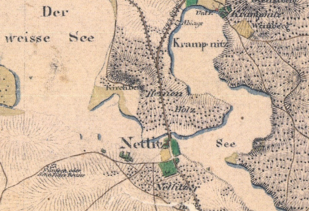 Detailierte alte Karte von Nettlitz, Deutschland, mit Straßen, Gebäuden und Sehenswürdigkeiten mit Text.